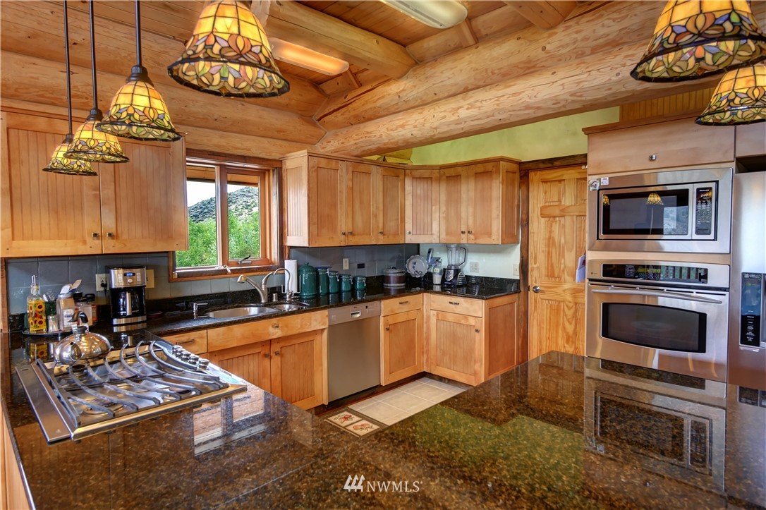 35 Raven Road Winthrop, WA 98862 - Photo 10 of 40 Gallery Image 10