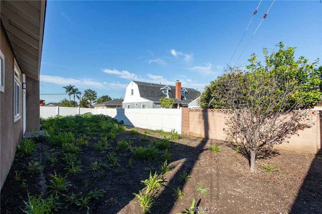 11128 Stamy Road Whittier, CA 90604 - Photo 40 of 40 a view of a back yard