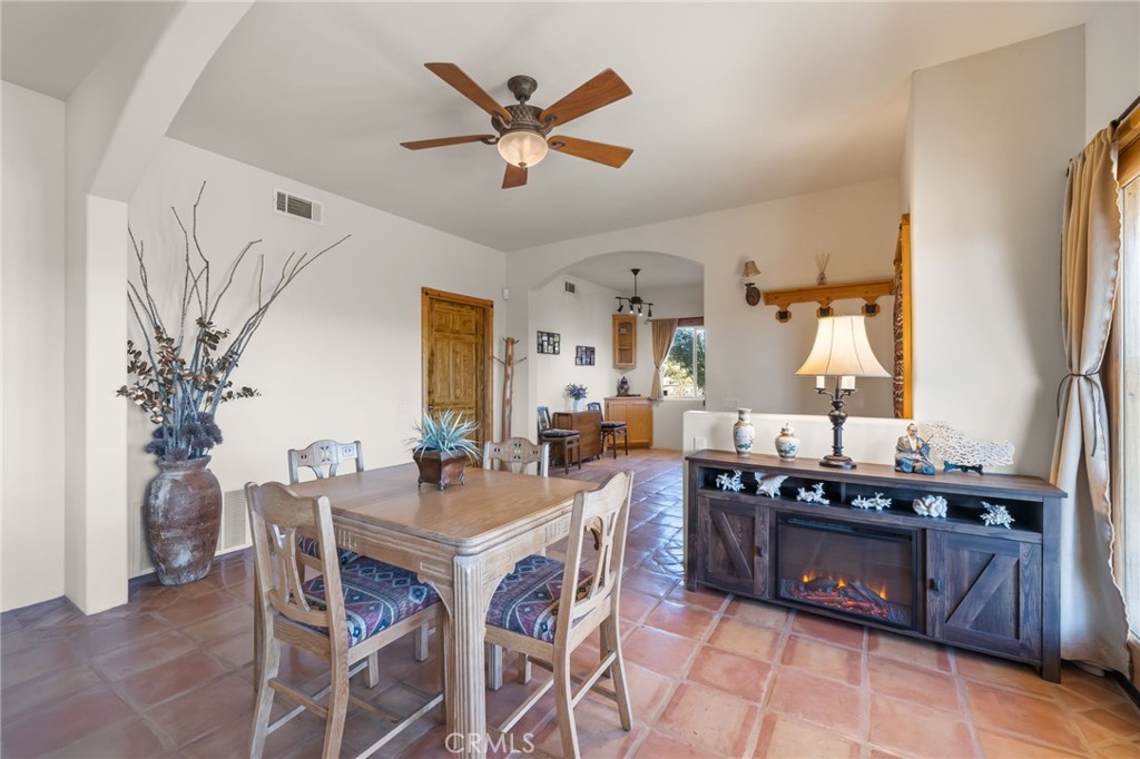 57710 Bandera Road Yucca Valley, CA 92284 - Photo 7 of 37