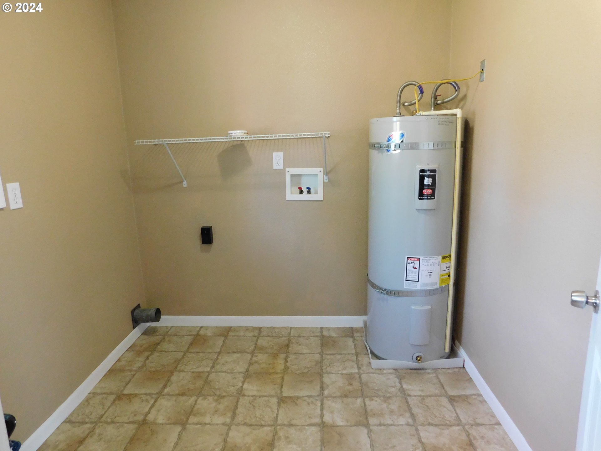 1300 Spruce Street Myrtle Point, OR 97458 - Photo 27 of 28 Gallery Image 27