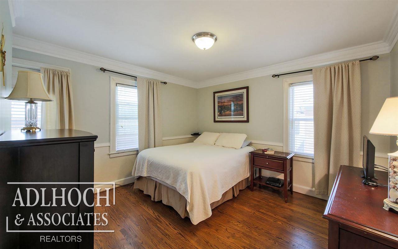 239 McMillan Road Grosse Pointe Farms, MI 48236 - Photo 10 of 20