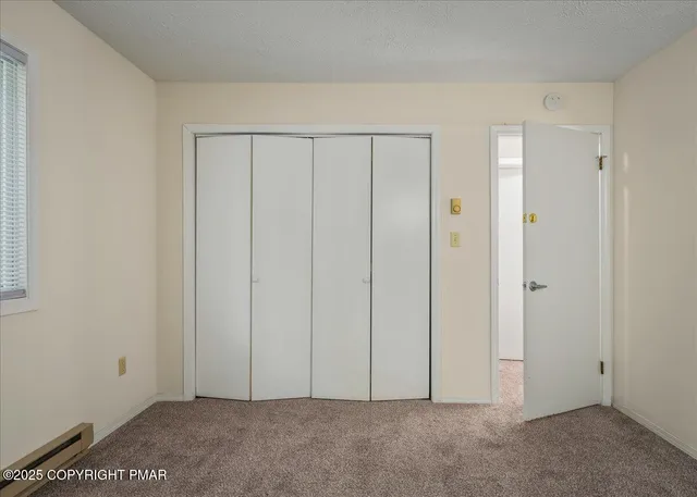 $269,999 | 461 Somerset Drive, East Stroudsburg, PA 18301