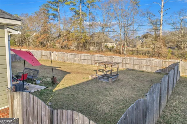 a view of outdoor space