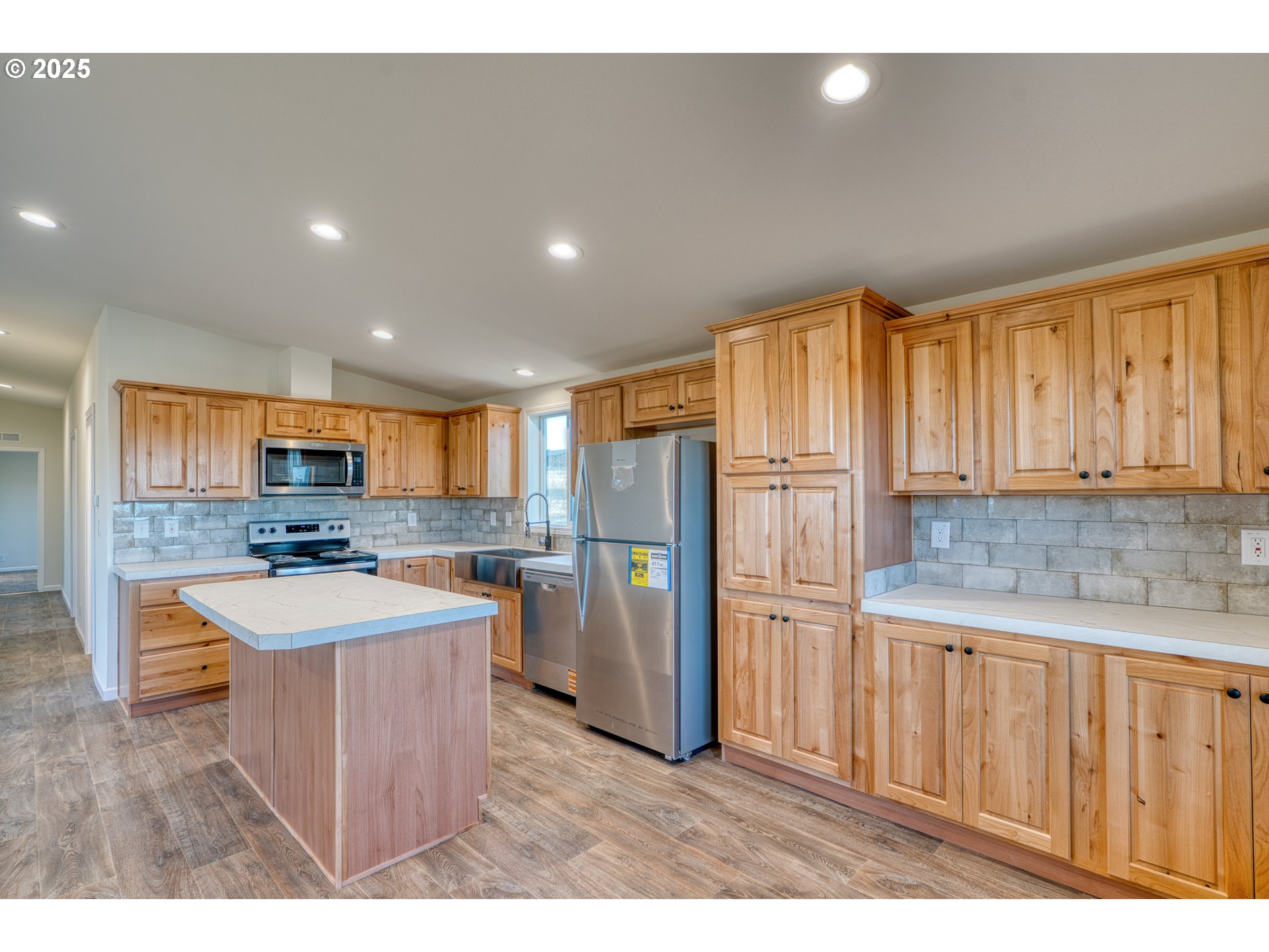 955 High Prairie Road Lyle, WA 98635 - Photo 5 of 37