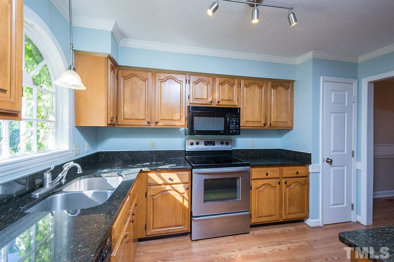 6717 Queen Annes Drive Raleigh, NC 27613 - Photo 10 of 18