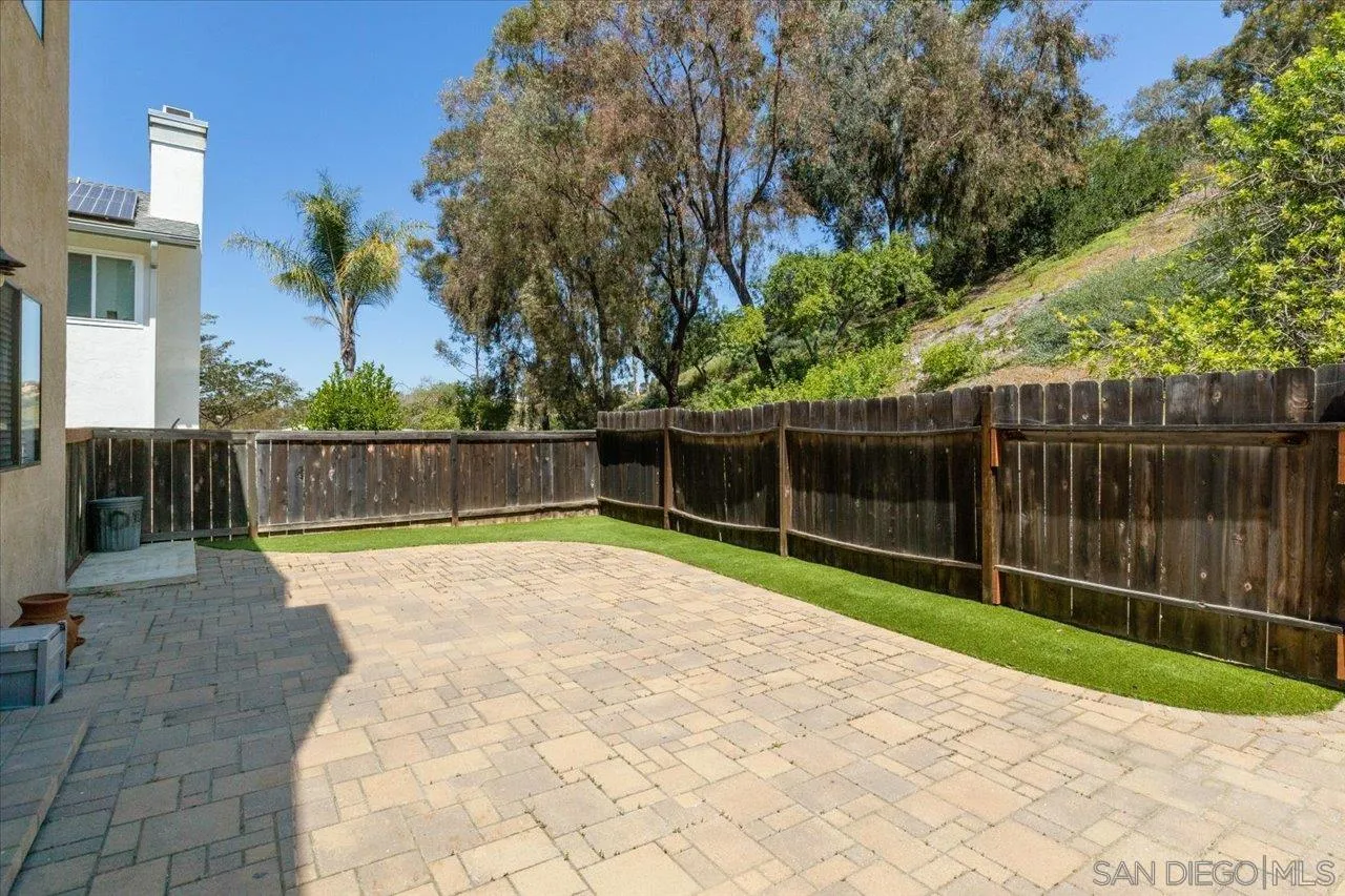 11414 Madera Rosa Way San Diego, CA 92124 - Photo 26 of 39