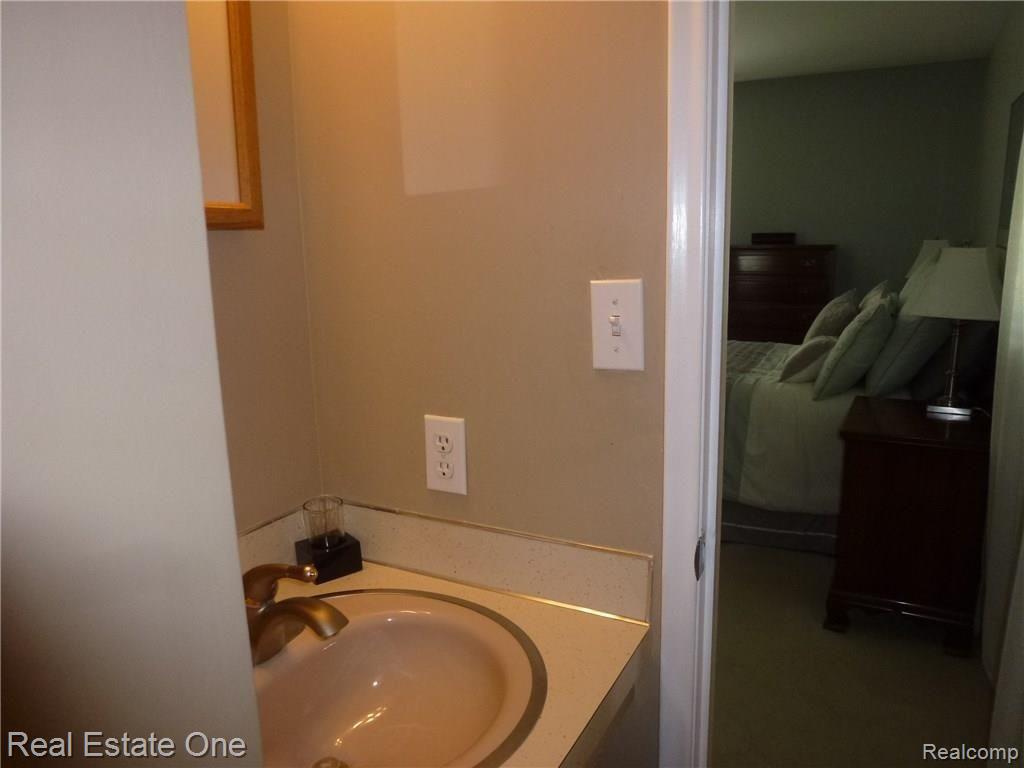 763 Fieldstone Drive Rochester Hills, MI 48309 - Photo 39 of 49