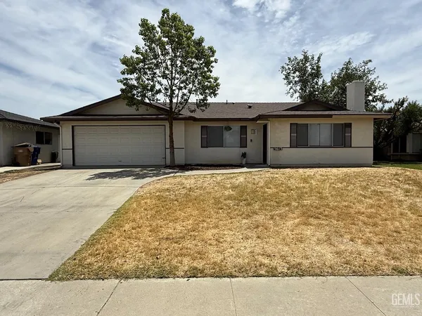 $319,900 | Undisclosed Address, Bakersfield, CA 93309