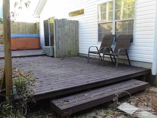 $1,650 | 2060 Cambridge Circle, Pensacola, FL 32514