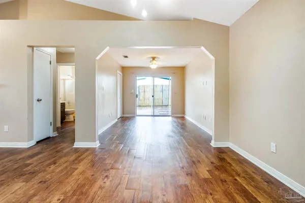 $1,495 | 2060 Cambridge Circle, Pensacola, FL 32514