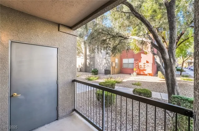 $197,500 | 8000 West Badura Avenue, Unit 1057, Las Vegas, NV 89113