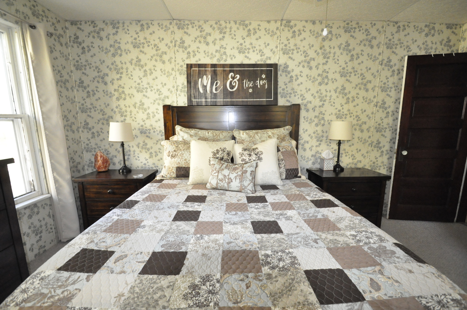 710 Short Street Streator, IL 61364 - Photo 14 of 55 a view of a entryway