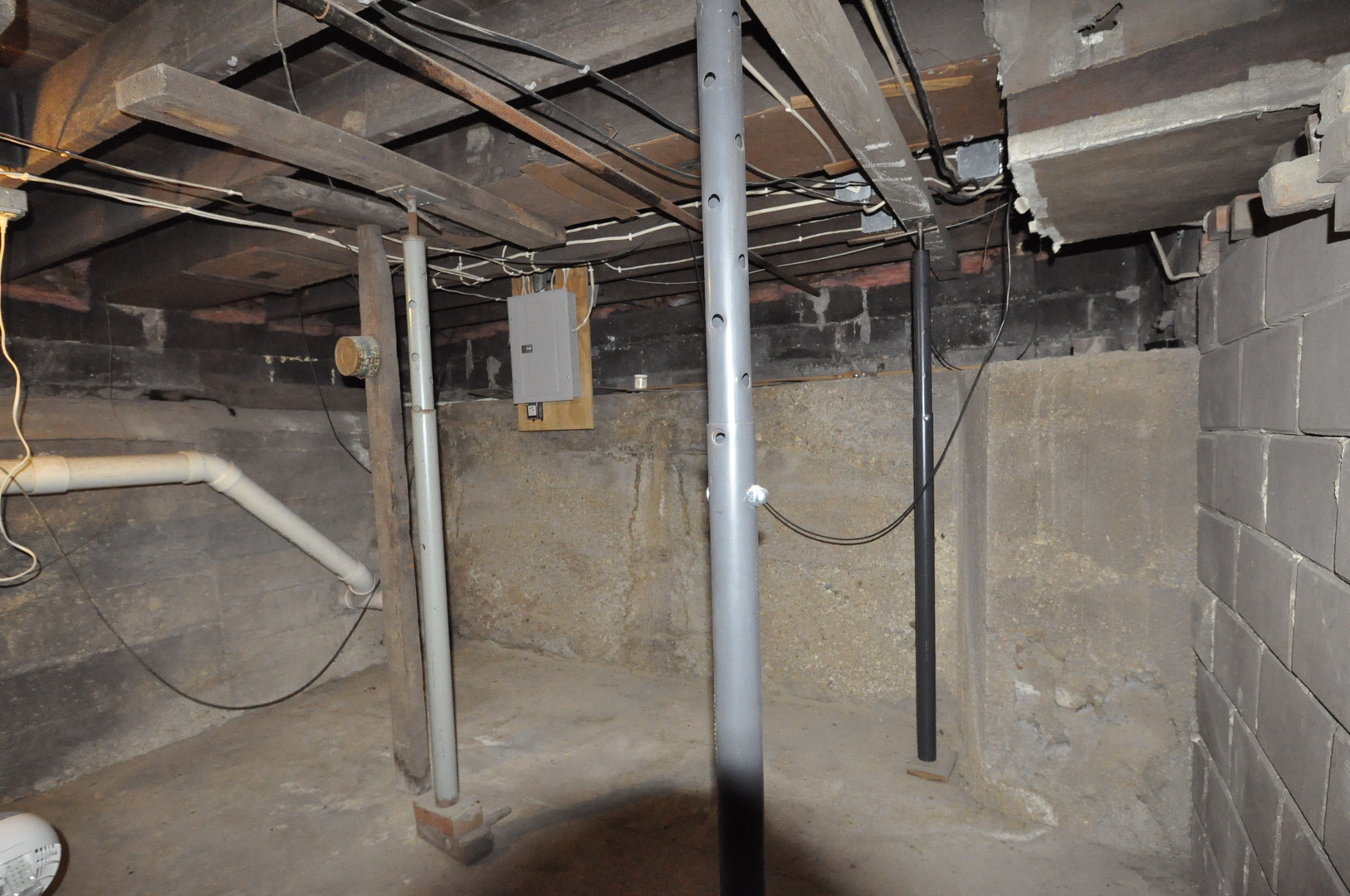 710 Short Street Streator, IL 61364 - Photo 20 of 55 a bathroom with a glass shower door