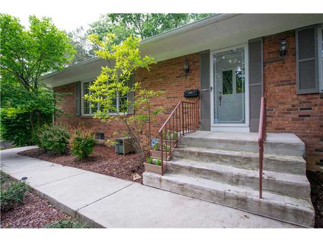 2530 Fishinger Road Columbus, OH 43220 - Photo 6 of 25