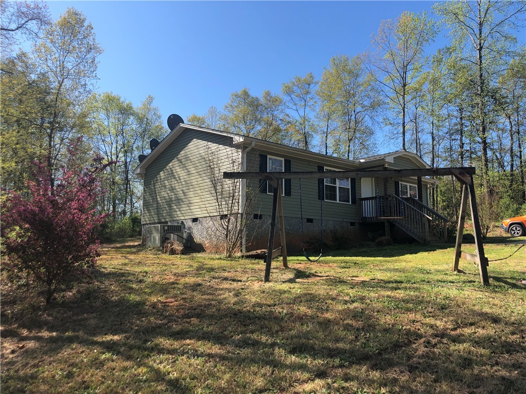 327 Pump House Road Westminster, SC 29693 - Photo 4 of 29 Gallery Image 4