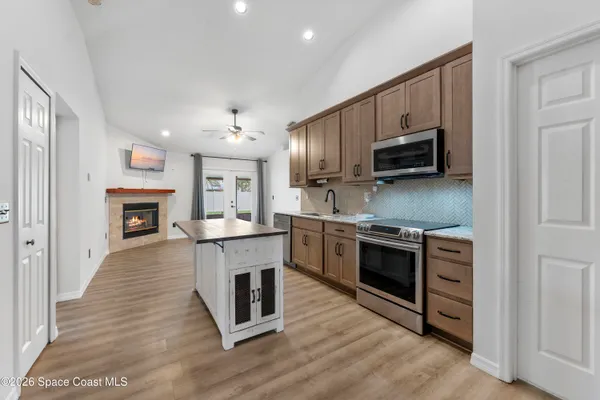 $424,900 | 2470 Forest Run Drive, Melbourne, FL 32935