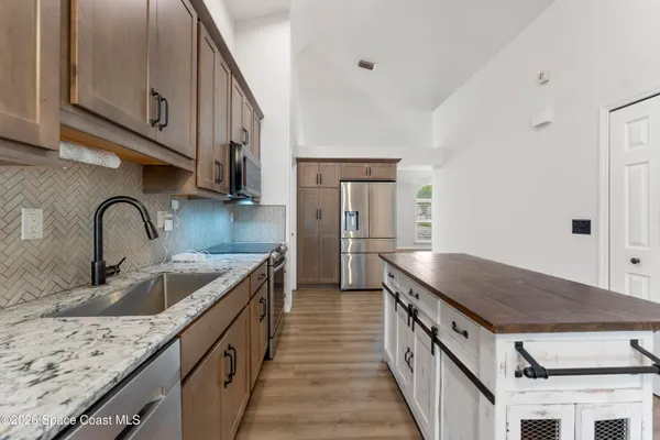 $424,900 | 2470 Forest Run Drive, Melbourne, FL 32935