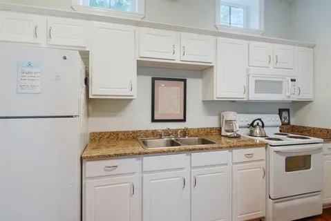 $1,700 | 2327 Soniat Street, Unit B, New Orleans, LA 70115