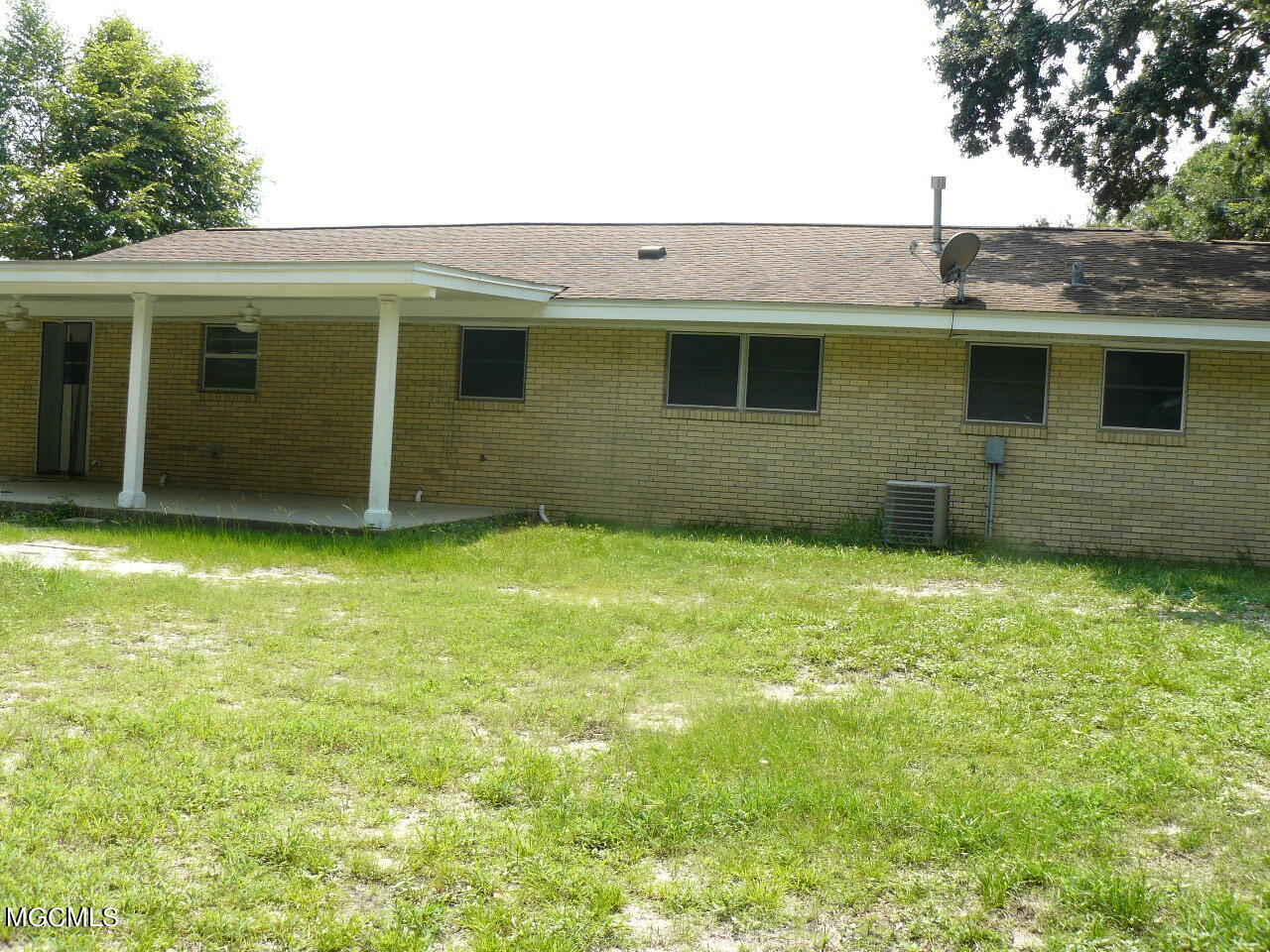 346 Carter Road Biloxi, MS 39531 - Photo 12 of 18 P1020585