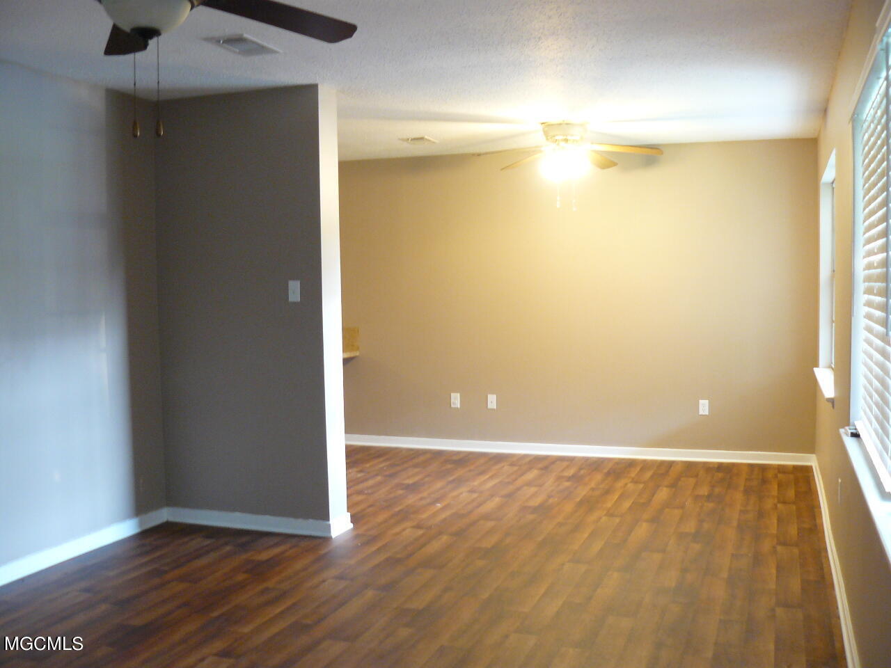346 Carter Road Biloxi, MS 39531 - Photo 3 of 18 P1020588