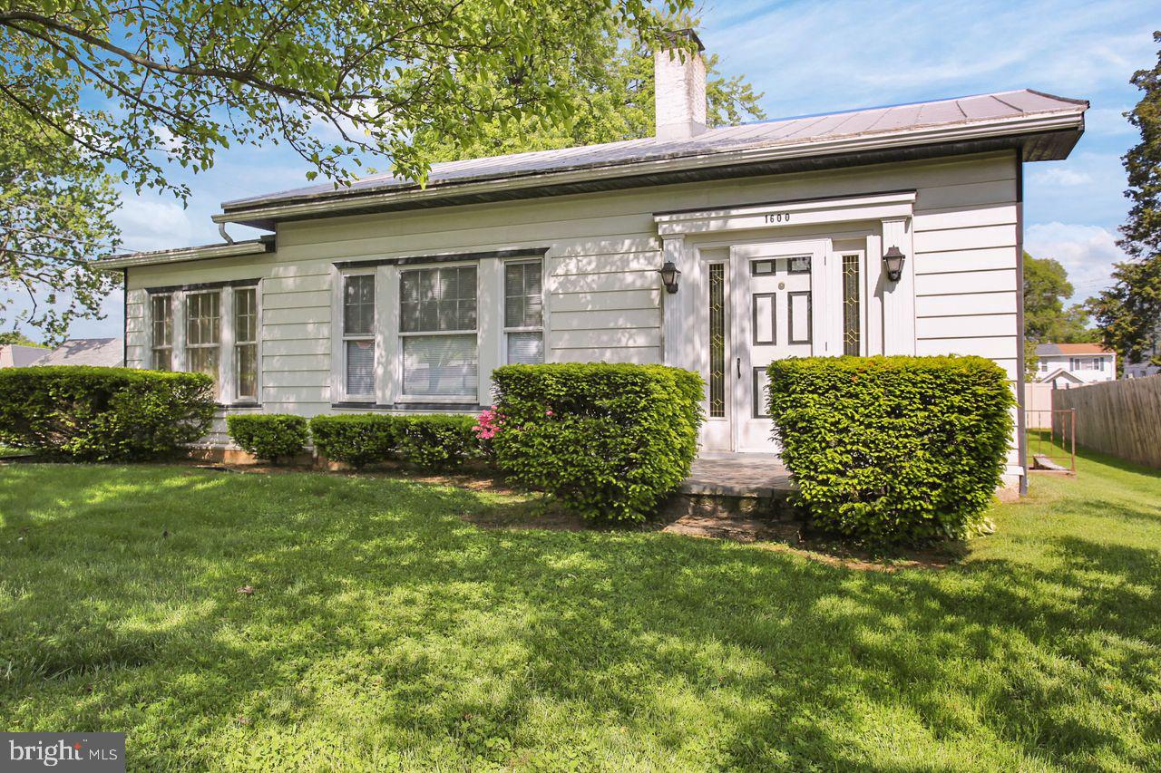 1600 Brooke Boulevard Reading, PA 19607 - Photo 2 of 31 Gallery Image 2