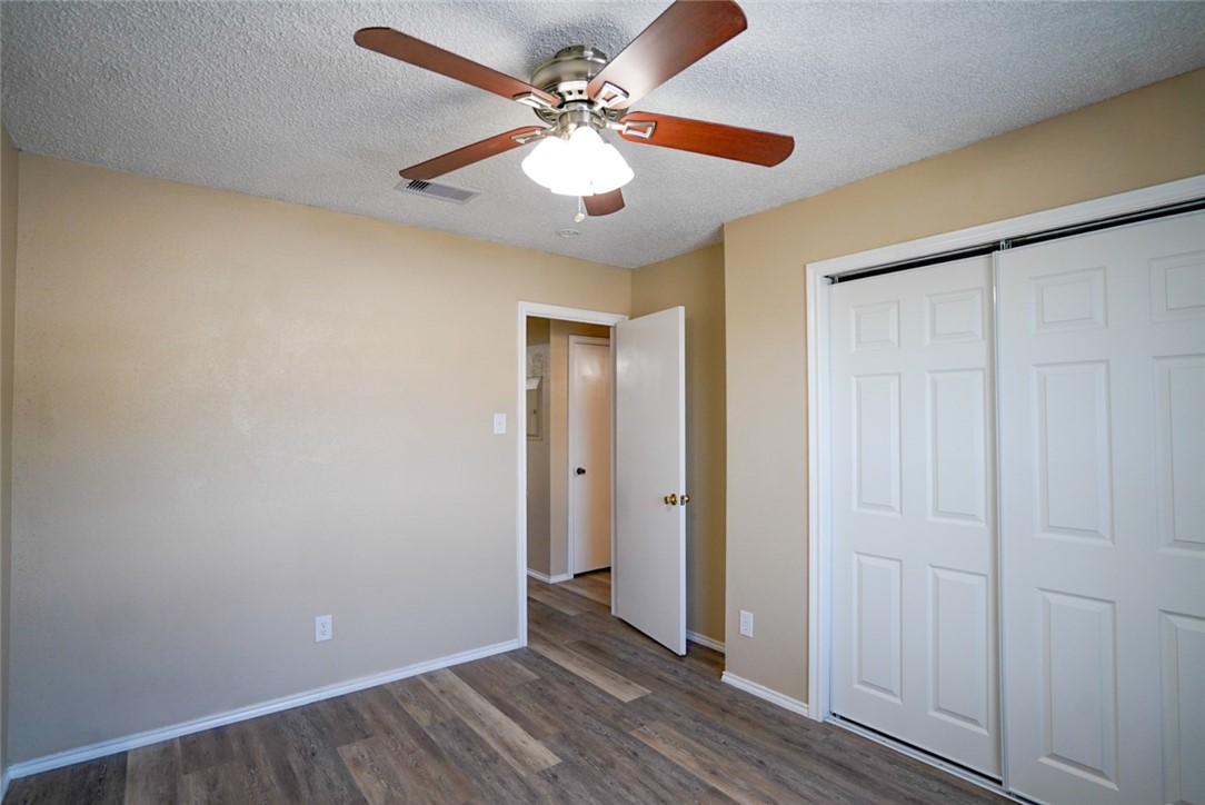 6702 Everhart Road, Unit E102 Corpus Christi, TX 78413 - Photo 11 of 19