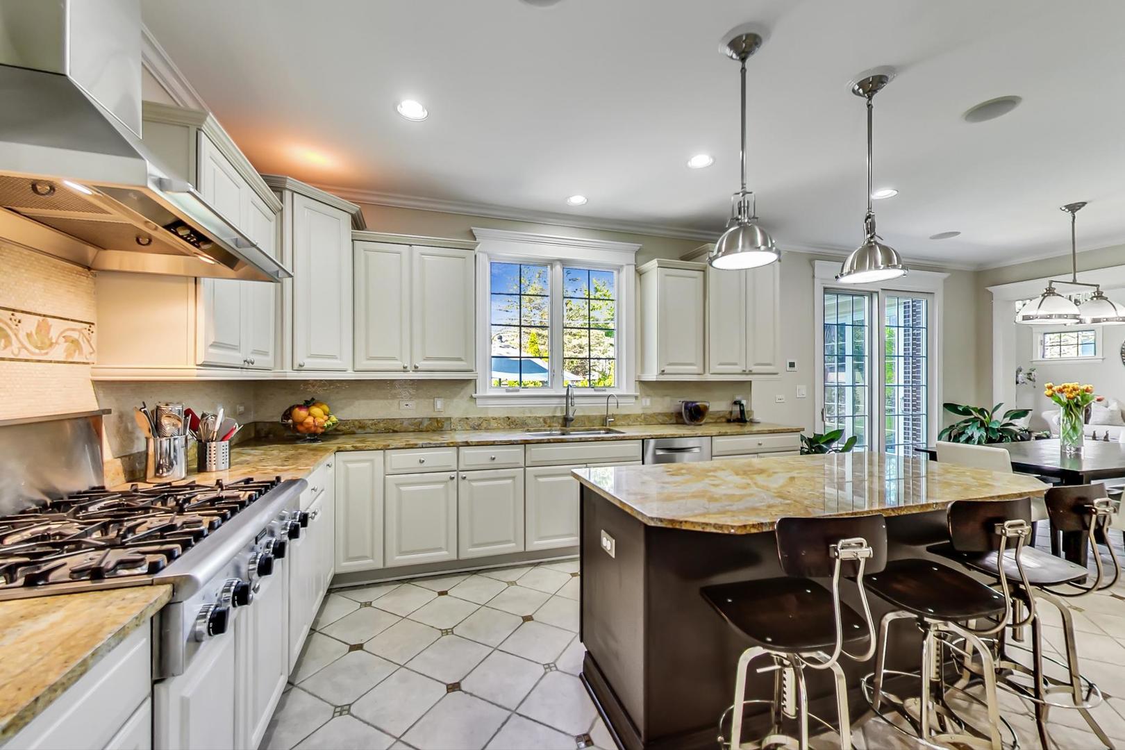 508 Hunter Road Glenview, IL 60025 - Photo 13 of 69