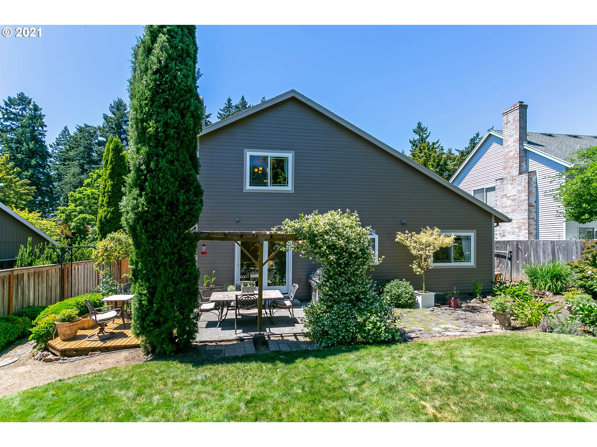7068 Southwest 166th Terrace Beaverton, OR 97007 - Photo 21 of 29 Gallery Image 21