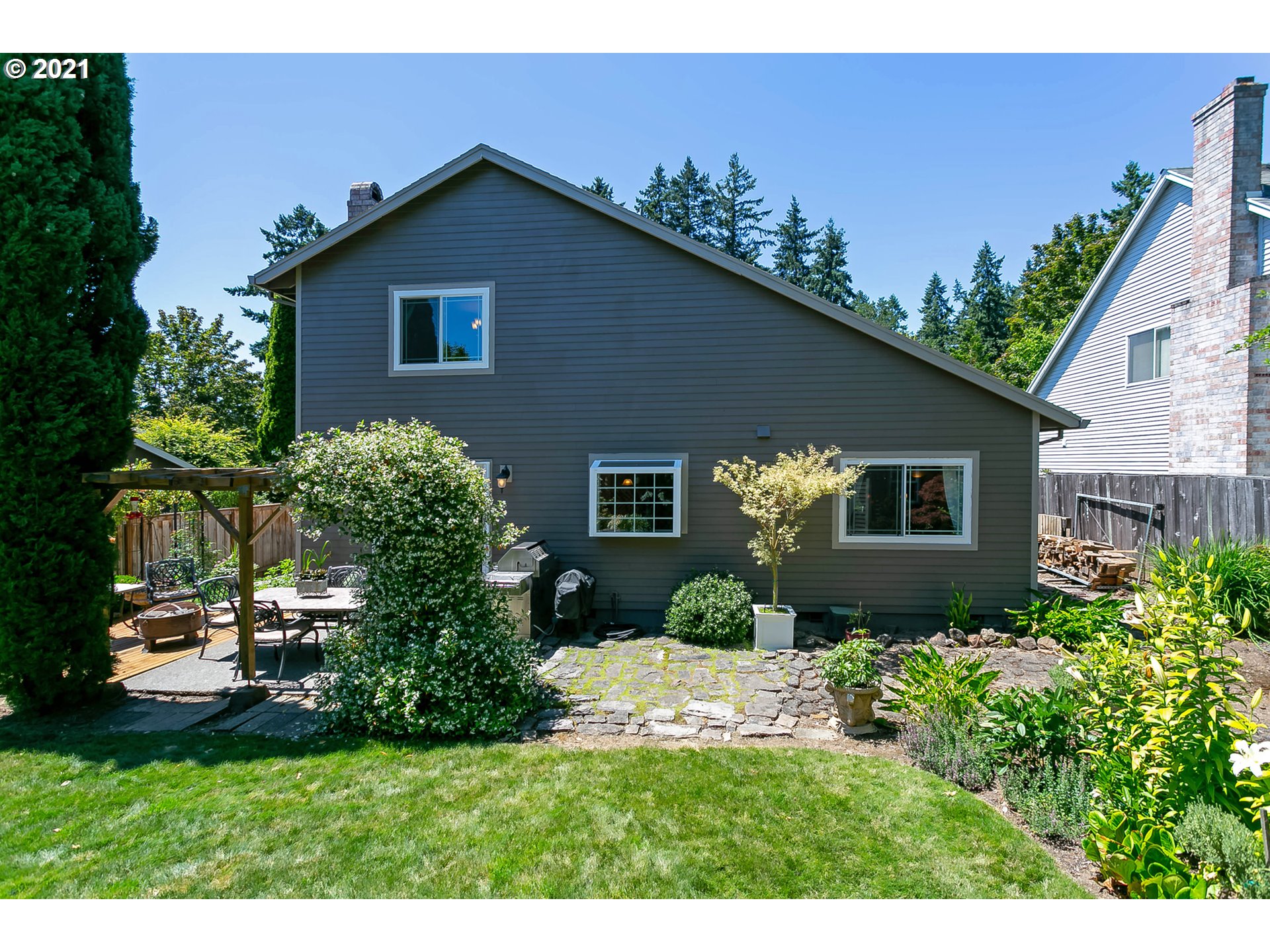 7068 Southwest 166th Terrace Beaverton, OR 97007 - Photo 22 of 29 Gallery Image 22