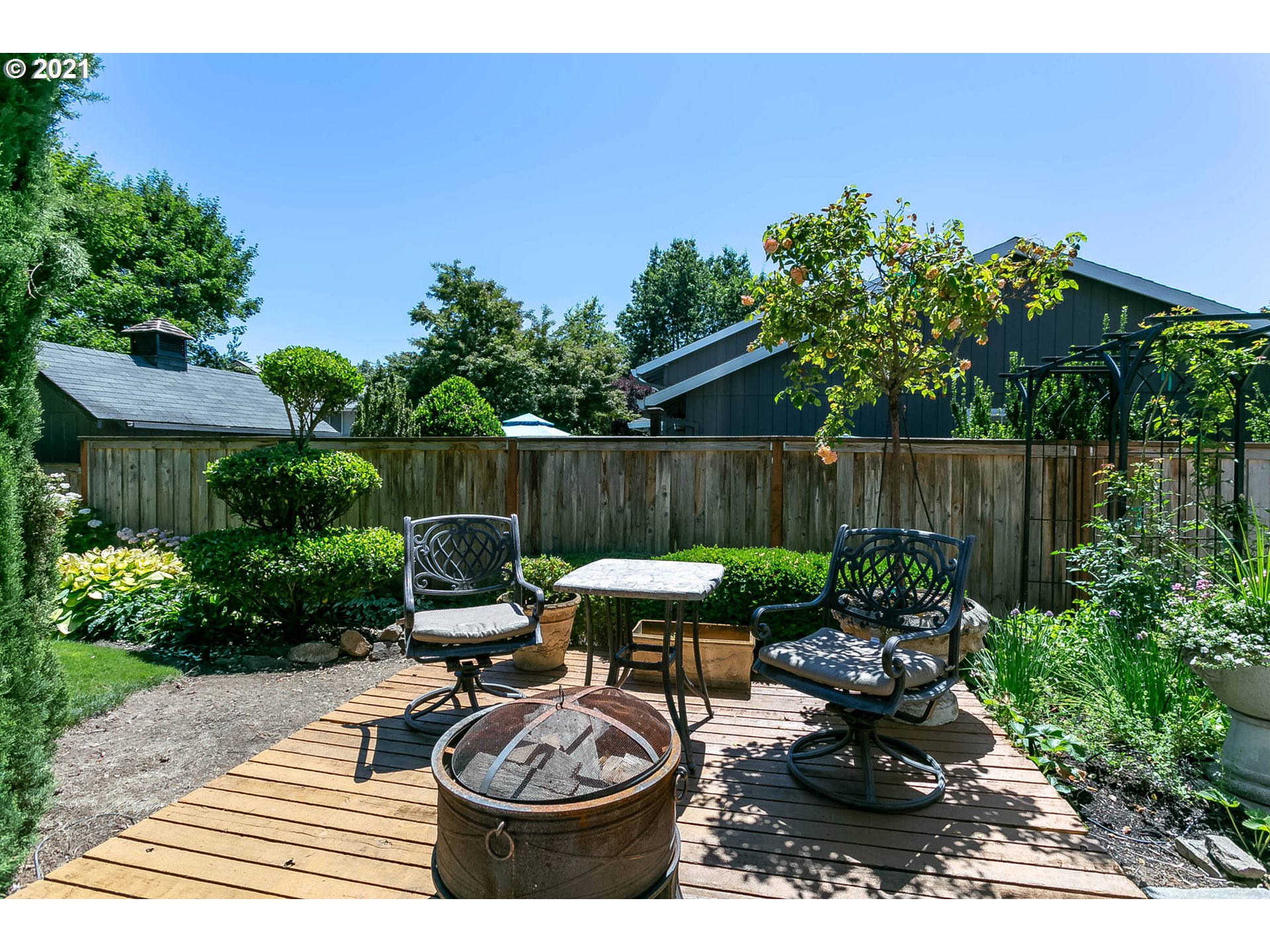 7068 Southwest 166th Terrace Beaverton, OR 97007 - Photo 25 of 29 Gallery Image 25
