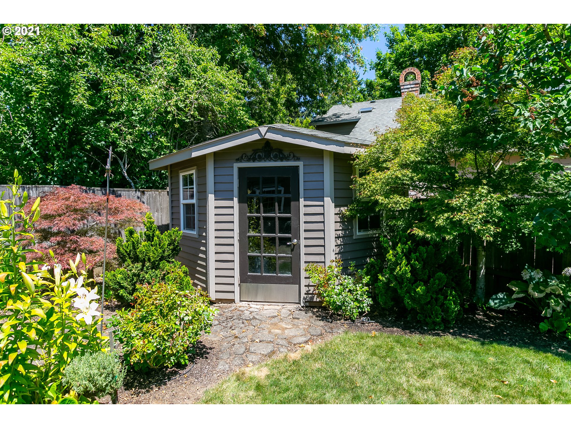 7068 Southwest 166th Terrace Beaverton, OR 97007 - Photo 28 of 29 Gallery Image 28
