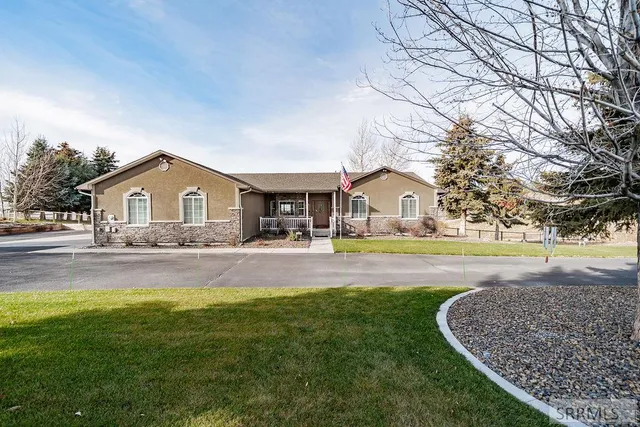 $695,000 | 7121 South Culebra Rio Circle, Idaho Falls, ID 83406