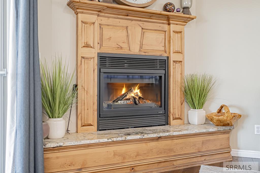 7121 South Culebra Rio Circle Idaho Falls, ID 83406 - Photo 14 of 90 Main Floor Living Room Fireplace