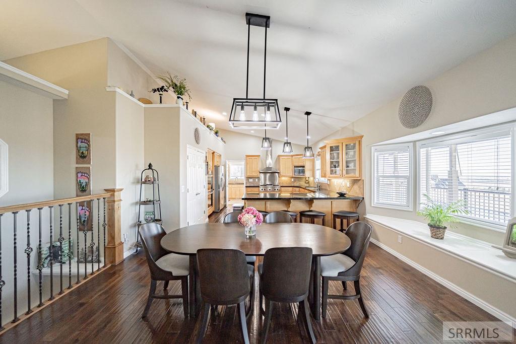 7121 South Culebra Rio Circle Idaho Falls, ID 83406 - Photo 15 of 90 Dining Room