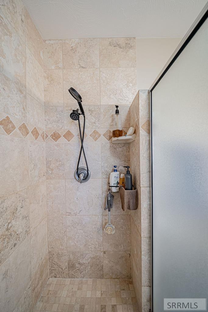 7121 South Culebra Rio Circle Idaho Falls, ID 83406 - Photo 35 of 90 Primary Bathroom