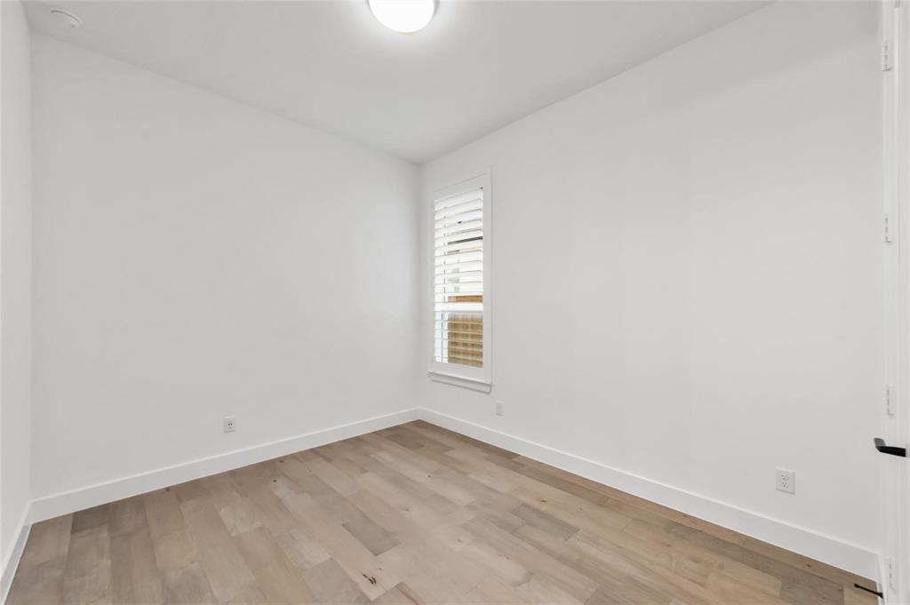 15577 Desert Broom Road Frisco, TX 75035 - Photo 16 of 37 an empty room with a window