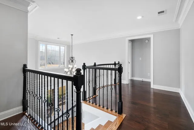 $620,000 | 8433 Lakeview Drive, Olive Branch, MS 38654