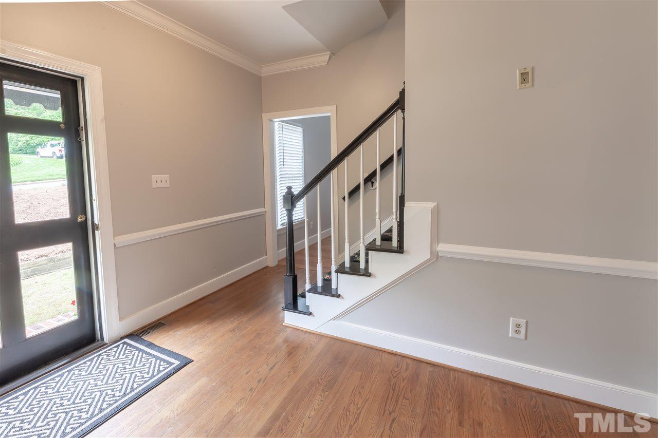 2116 Yorkgate Drive Raleigh, NC 27612 - Photo 3 of 25 Gallery Image 3