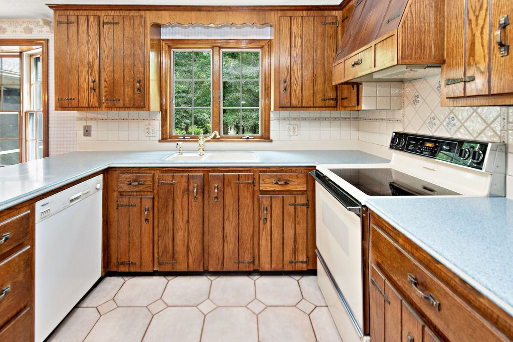 88 New Road Exeter, RI 02822 - Photo 13 of 23