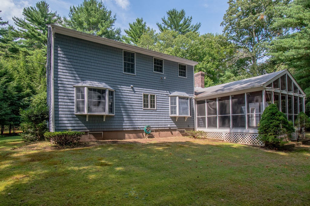88 New Road Exeter, RI 02822 - Photo 4 of 23