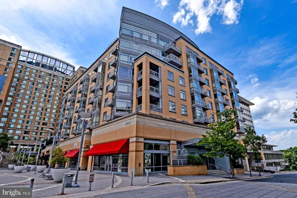 $1,850 | 6506 America Boulevard, Unit 807, Hyattsville, MD 20782