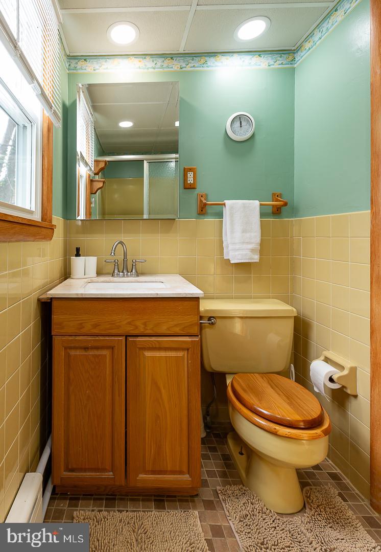 144 Strathmore Road Havertown, PA 19083 - Photo 32 of 46