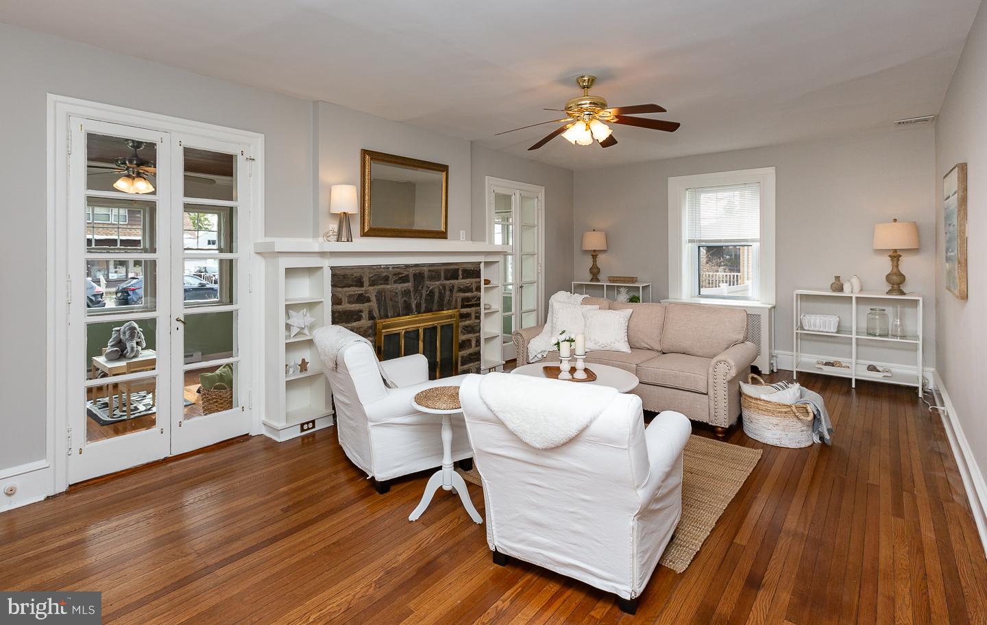 144 Strathmore Road Havertown, PA 19083 - Photo 4 of 46