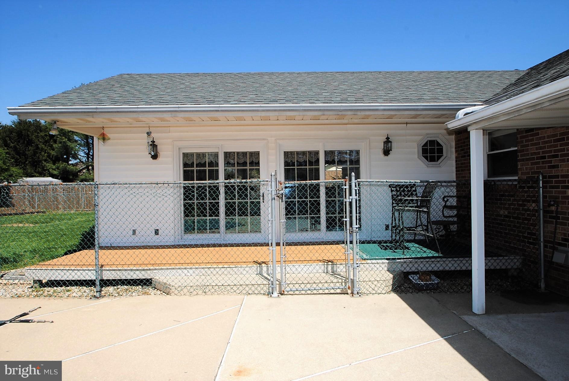 355 Maloney Road Elkton, MD 21921 - Photo 23 of 26 Sun room from pool