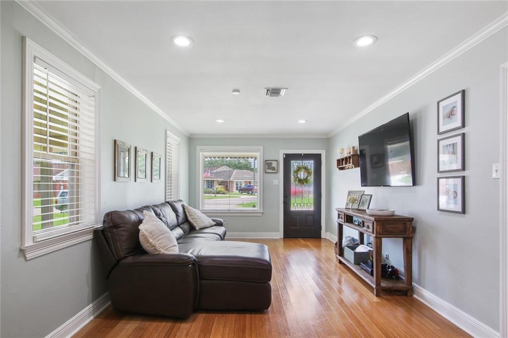9020 Crochet Avenue River Ridge, LA 70123 - Photo 5 of 18 Gallery Image 5