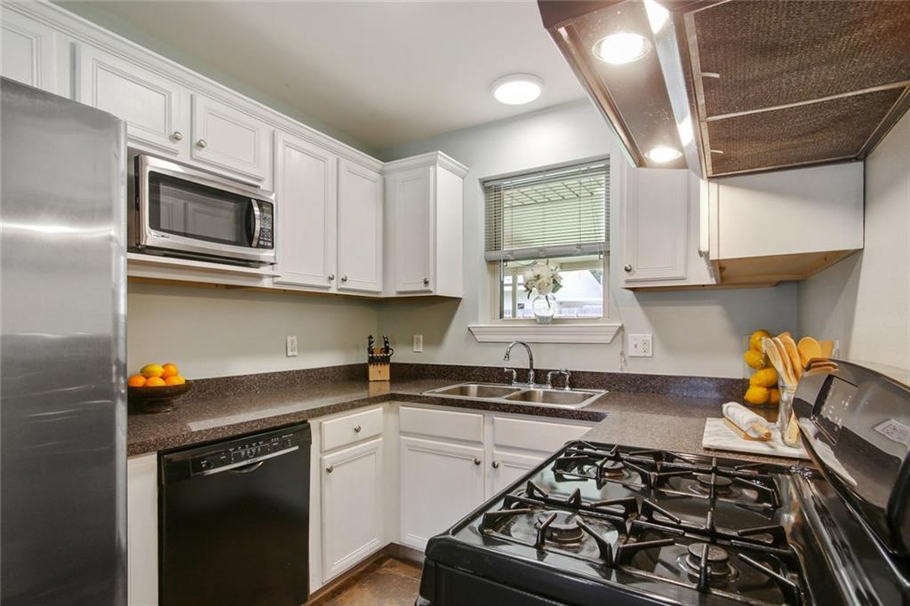 9020 Crochet Avenue River Ridge, LA 70123 - Photo 7 of 18 Gallery Image 7