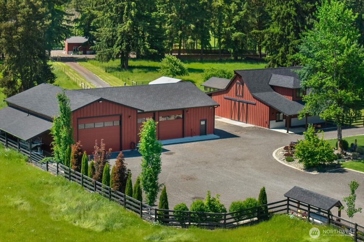 9835 James Road Southwest Rochester, WA 98579 - Photo 2 of 26