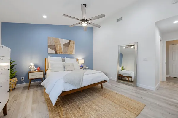 $490,000 | 5710 Coach House Circle, Unit F, Boca Raton, FL 33486