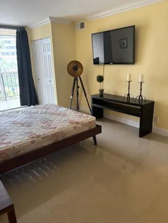 $2,200 | 501 Three Islands Boulevard, Unit 419, Hallandale Beach, FL 33009