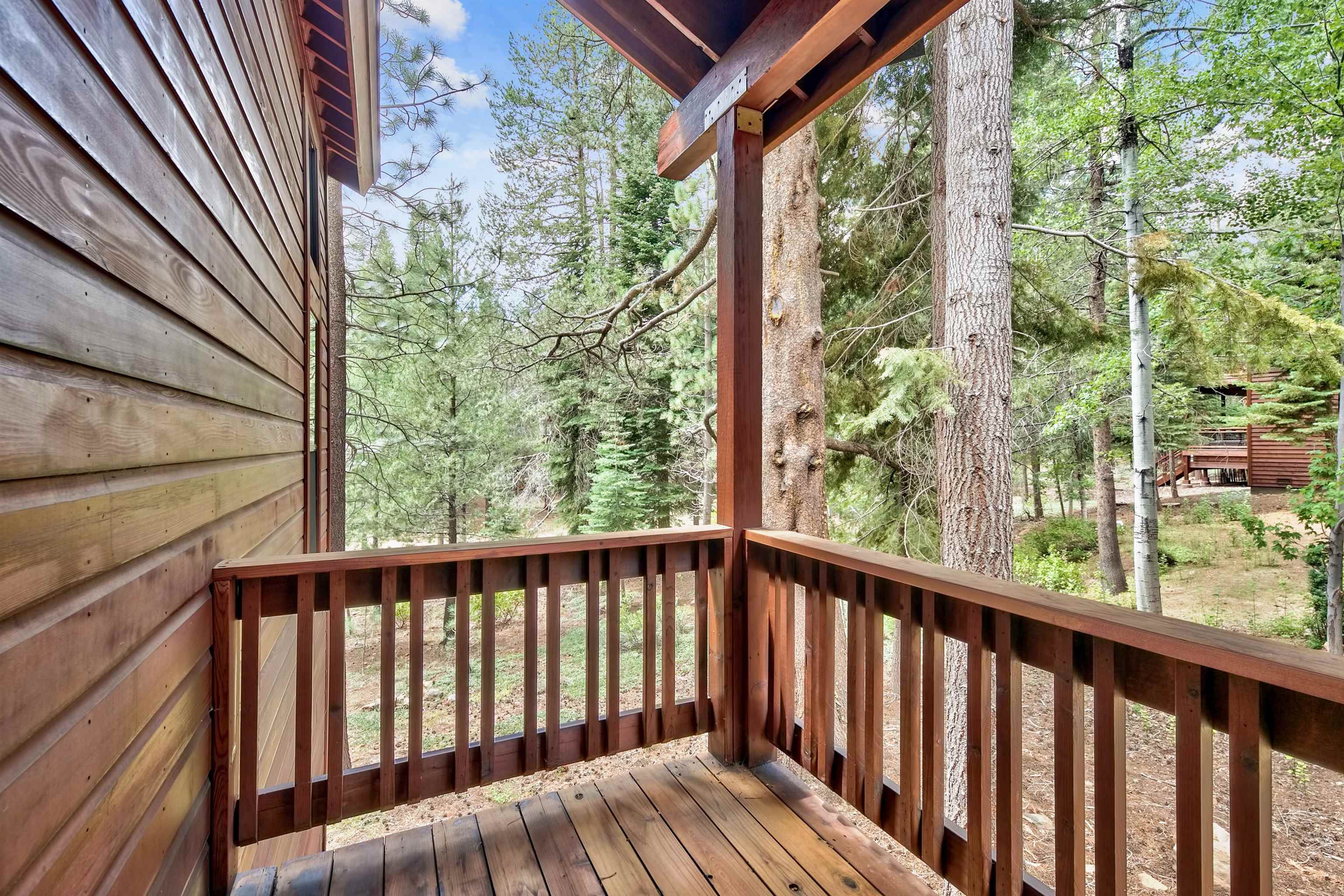 11931 Kitzbuhel Road Truckee, CA 96161 - Photo 10 of 20 Gallery Image 10